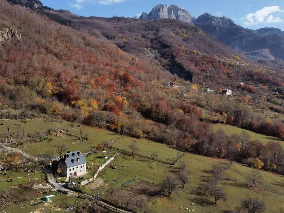 Guest House Rrashkadoli Theth 0*,  Albania