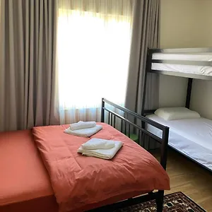 Vanilla Sky Boutique , Tirana Albânia