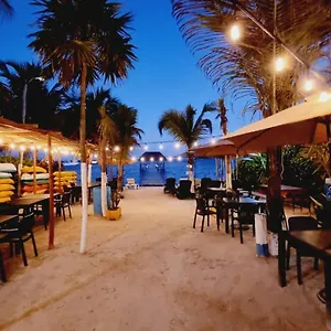 Machos Hotel Mahahual